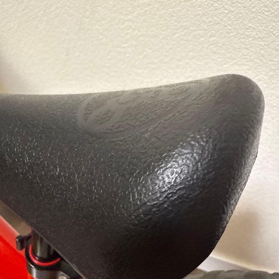 【美品】STRIDER ストライダー SPORTS MODEL 12インチ 赤