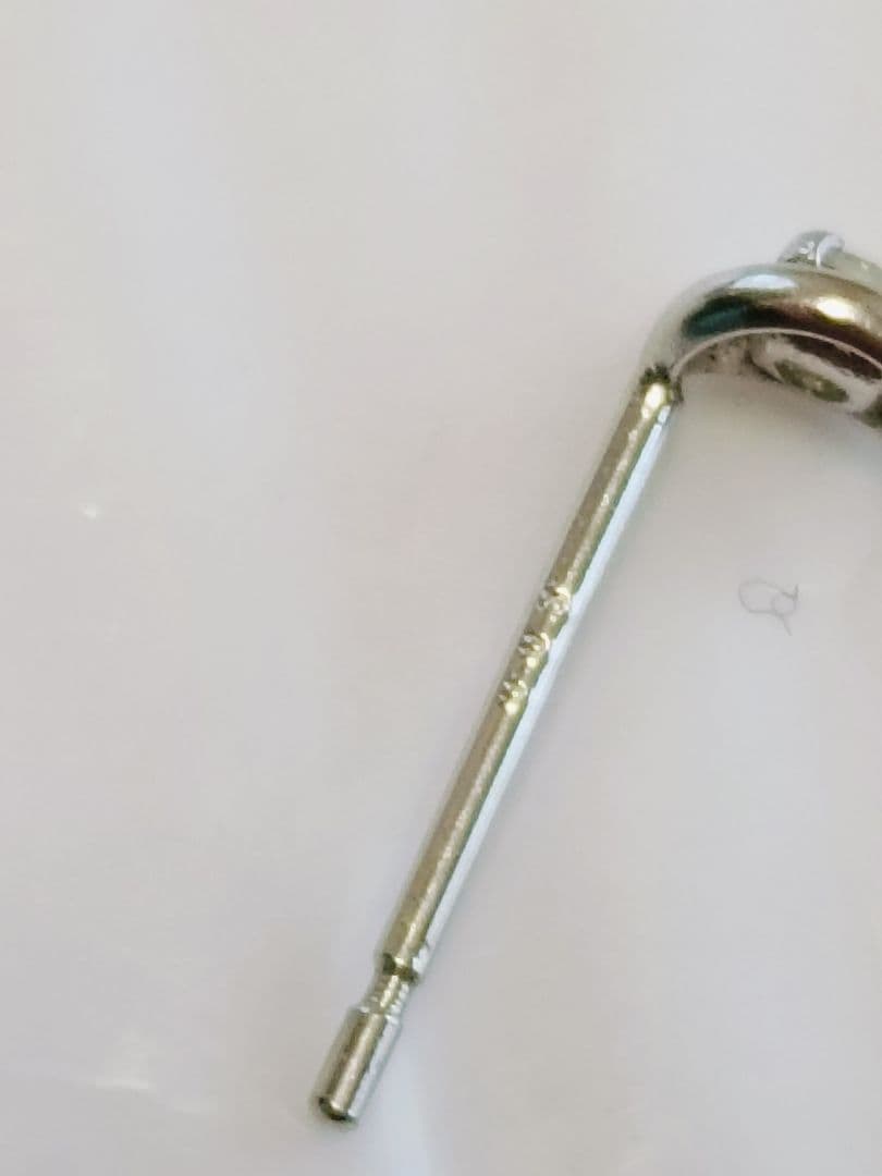 み*た様 ELLE PT900 ダイヤ0.03/0.03キラキラピアス送料込み