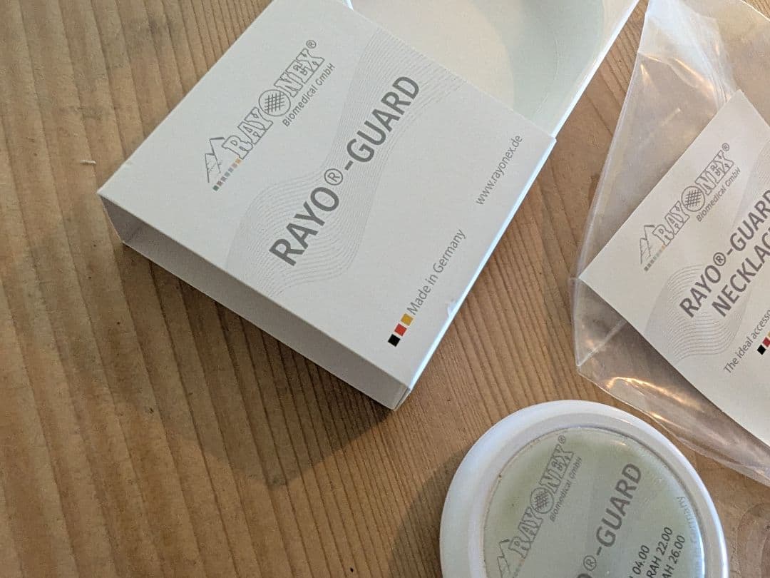 Rayonex RAYO-GUARD 本体＋純正ネックレス ほぼ未使用
