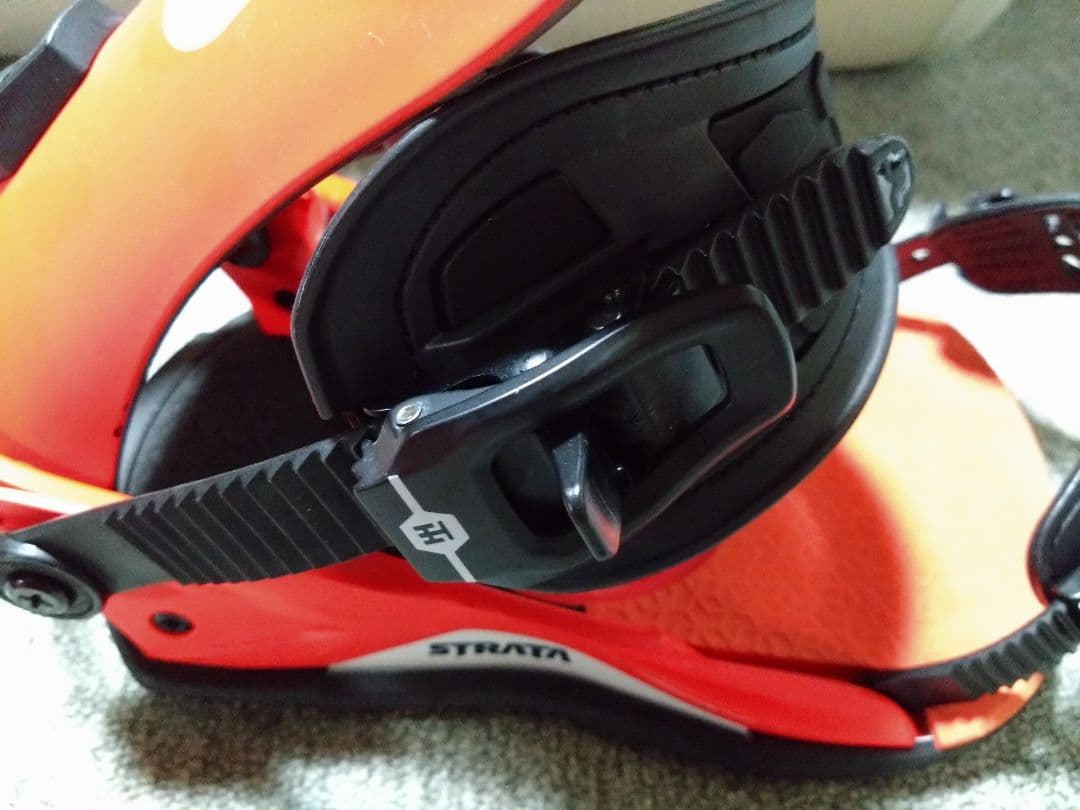 UNION STRATA ユニオン ストラータ スノーボード ビンディング L