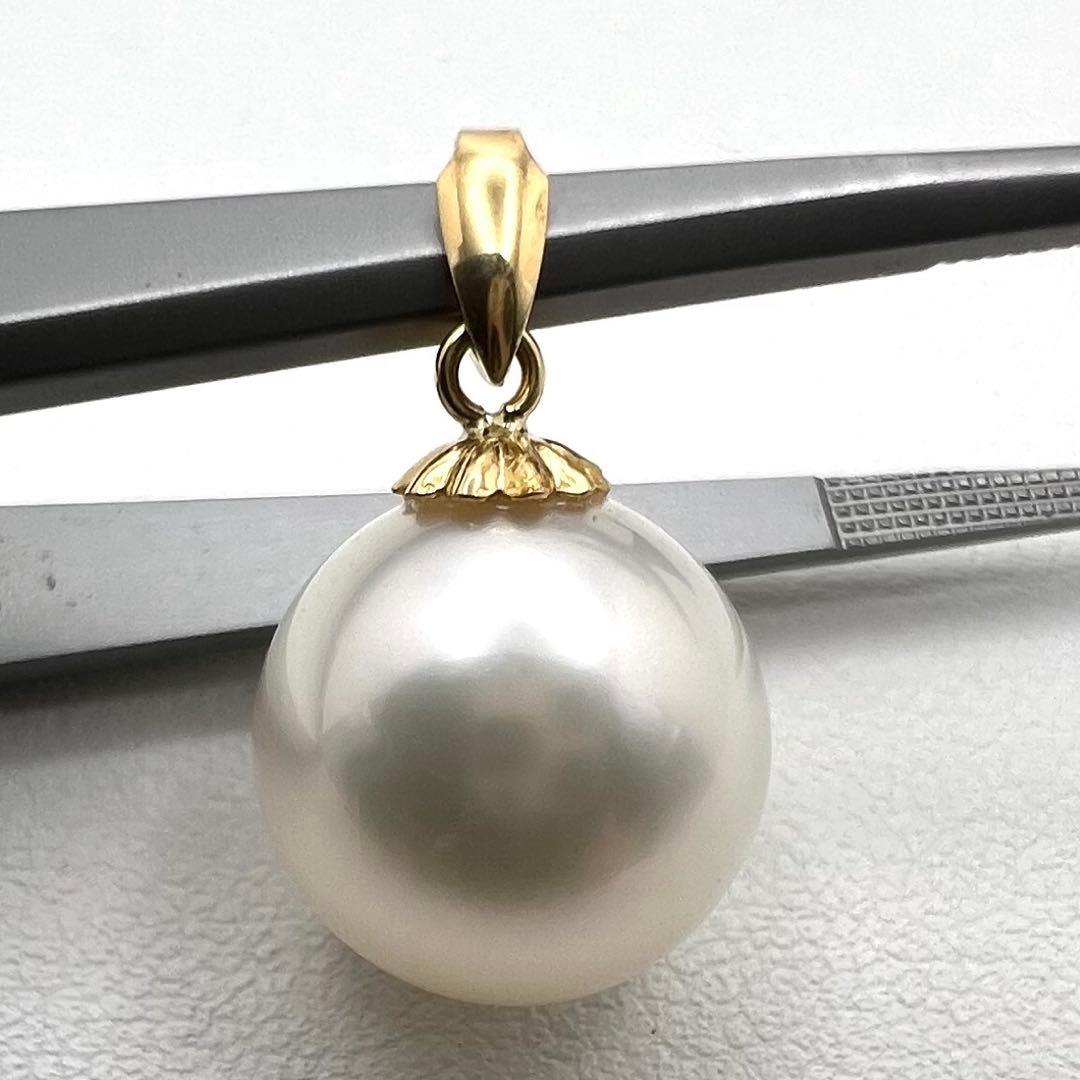 K18 ペンダント　トップ　南洋白蝶真珠　11.2 ㎜　2.3g