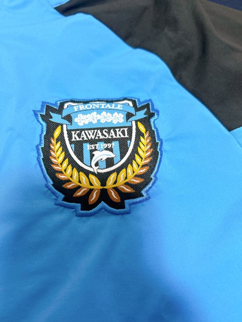 川崎フロンターレトレーニングハーフジップトップ 選手サイン入り