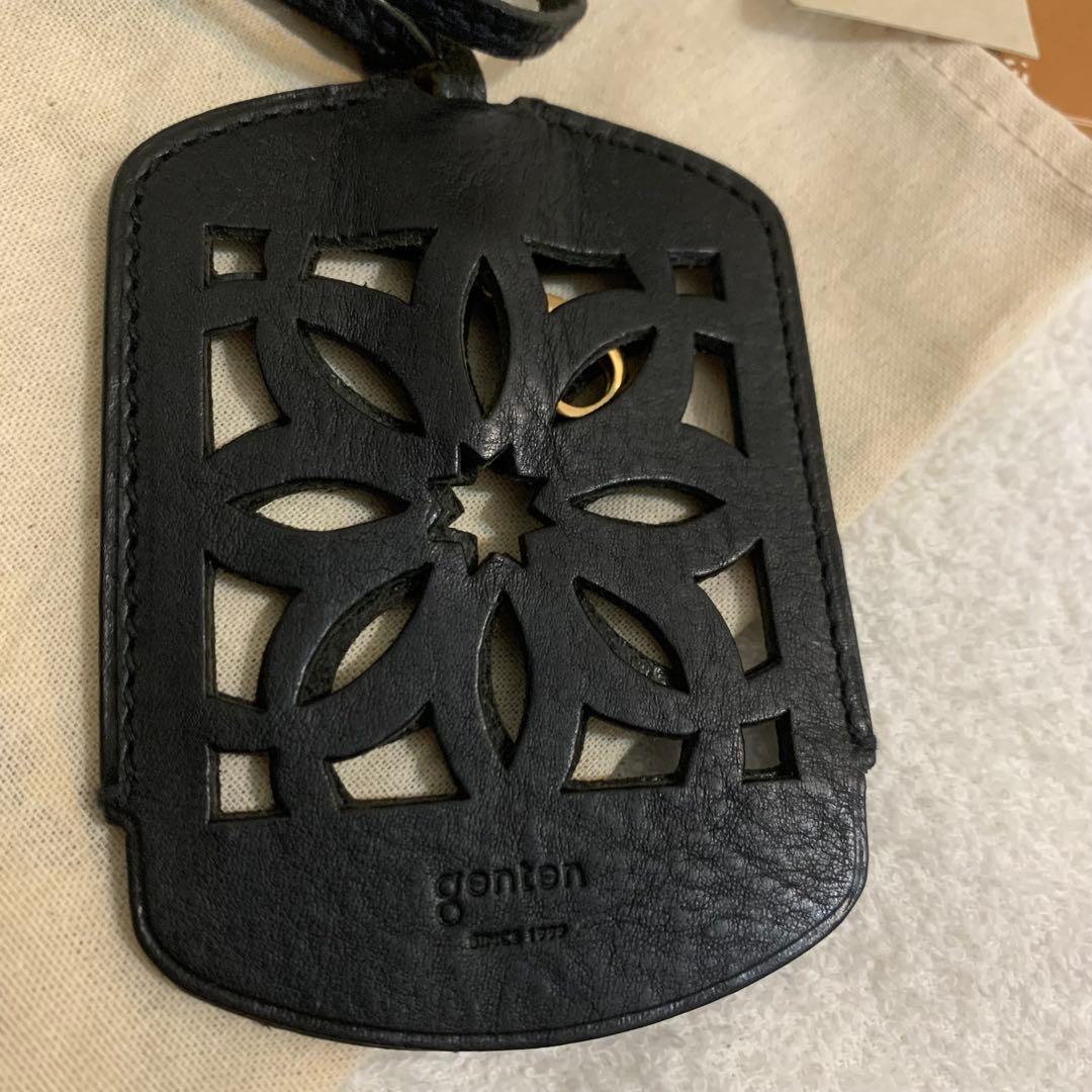 ゲンテン　genten ネックストラップキーケース　黒　カット　レザー