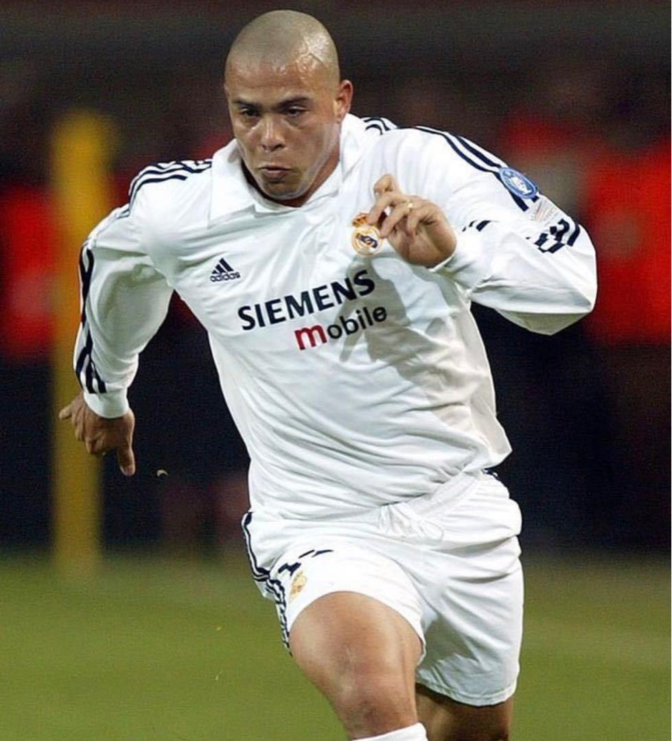 希少 レアルマドリード100周年パッチ 2002-03CLホーム半袖ユニフォーム