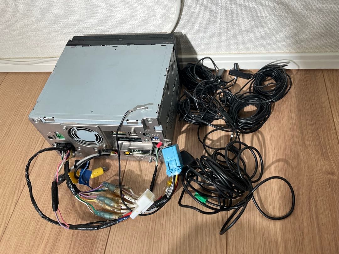 carrozzeria AVIC-ZH07 カーナビ