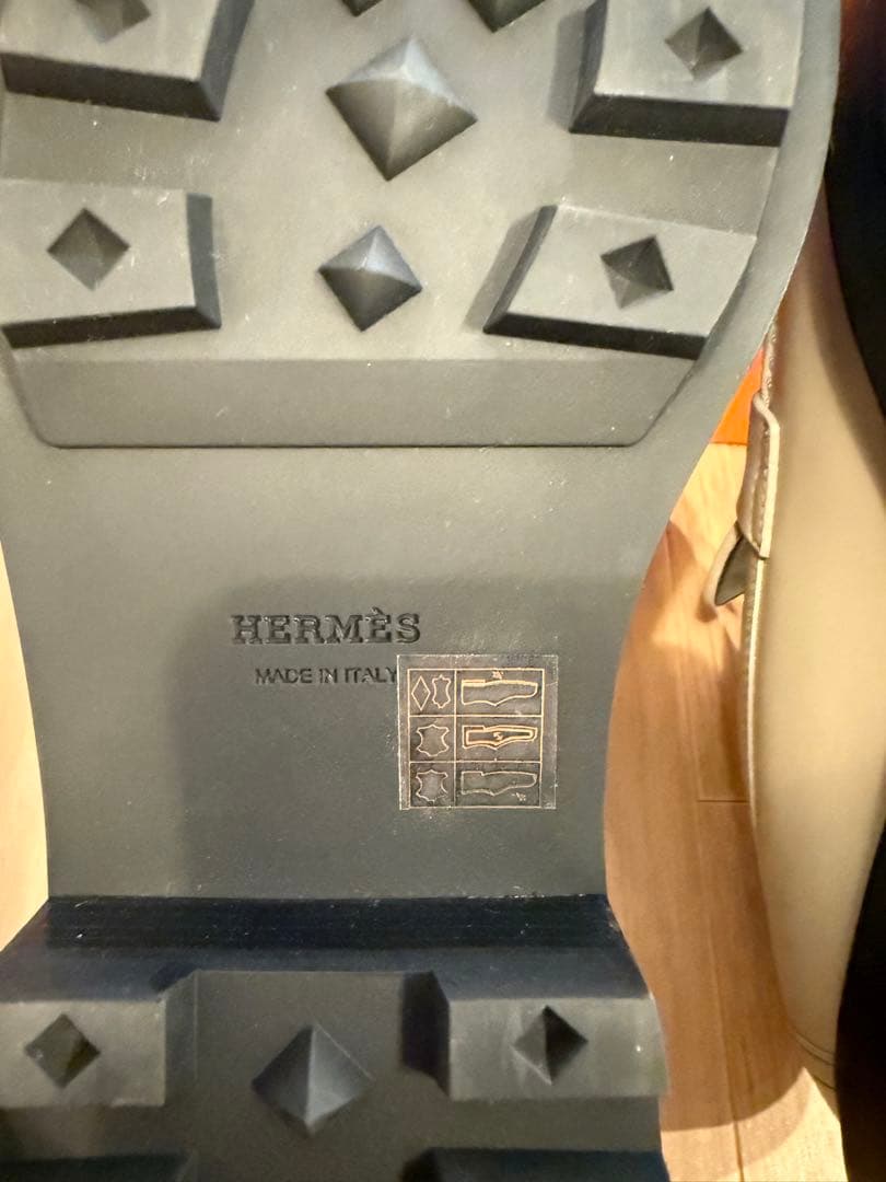 HERMES モカシン 《ルーブル》 ローファー 新作