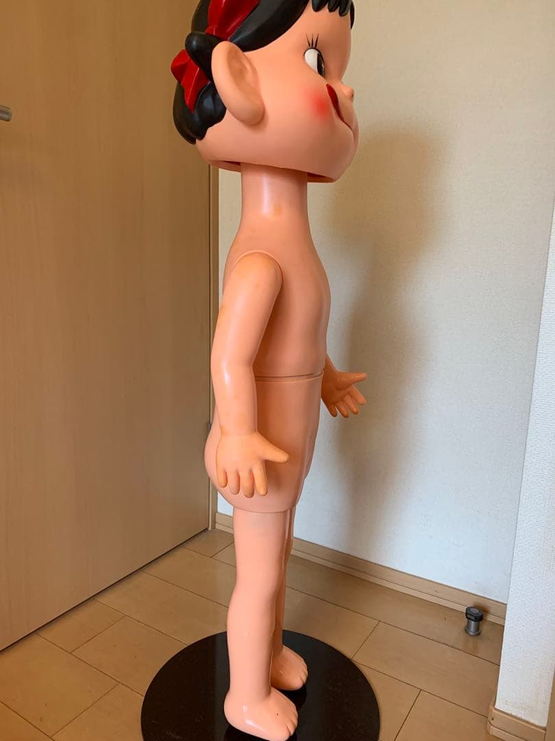 等身大店頭ペコちゃん人形（晴れ着）