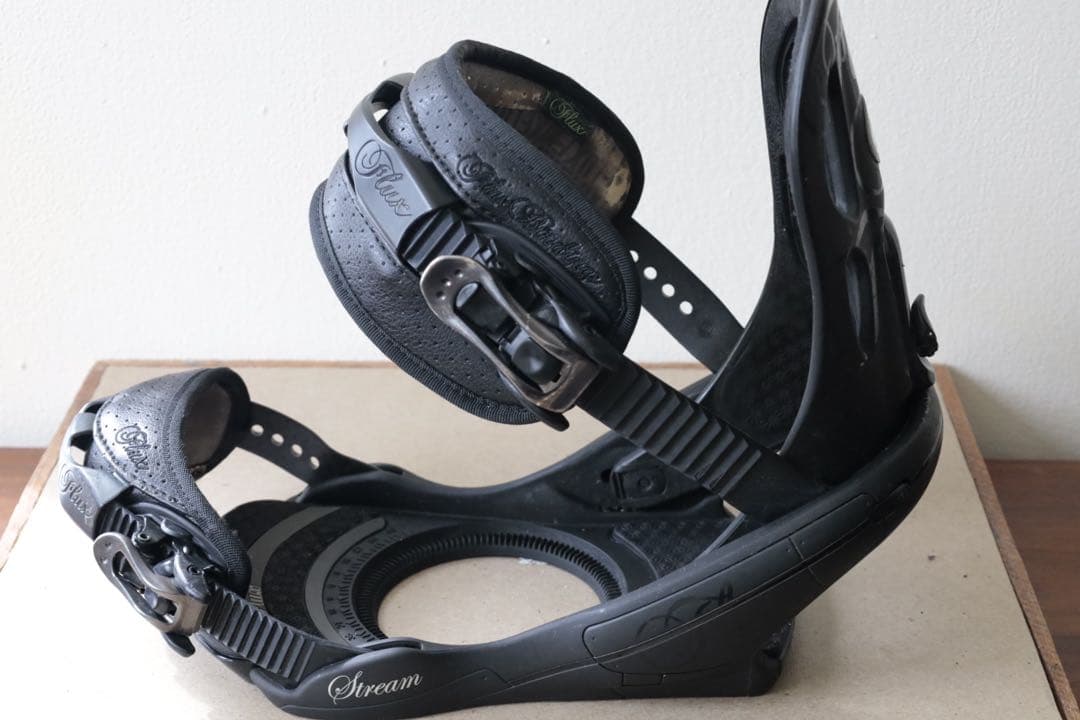 FLUX フラックス ビンディング　バインディング　Mサイズ