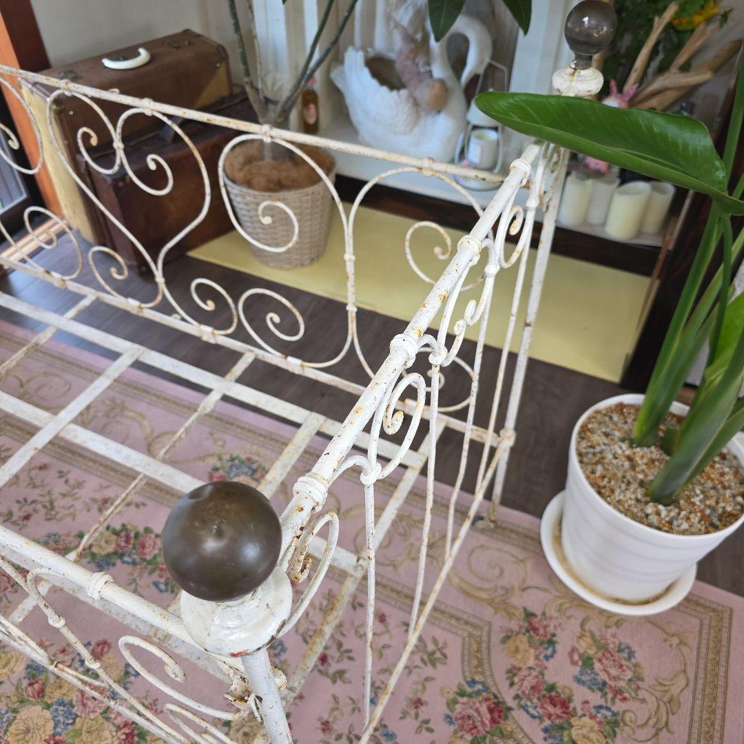 フランスアンティーク　アイアン　ベビーベット　ソファー　椅子