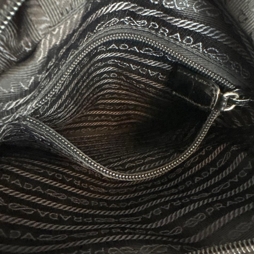 希少プラダ⭐︎ミニリュック⭐︎バックパック⭐︎三角プレート⭐︎クロコ⭐︎型押し