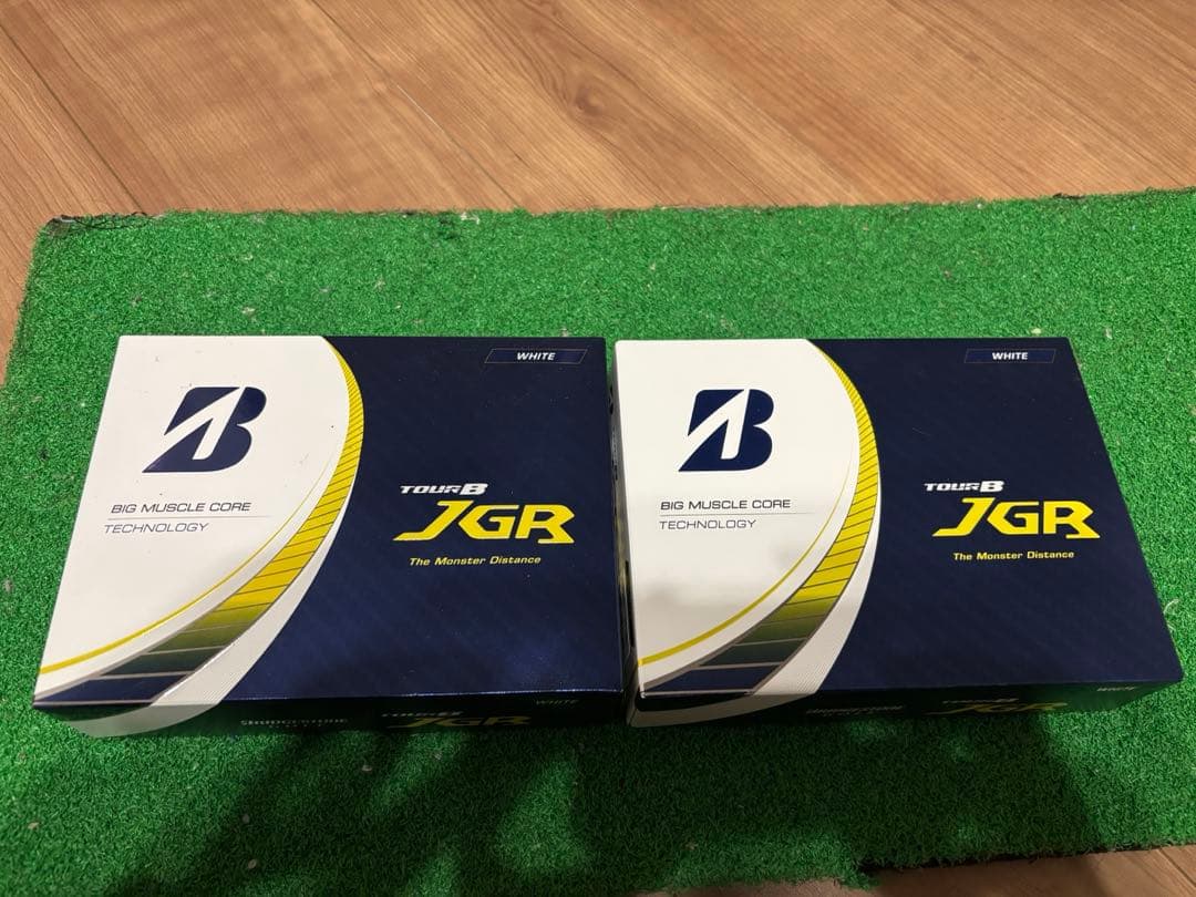 ブリヂストン　ツアーB JGR 2ダース　ホワイト
