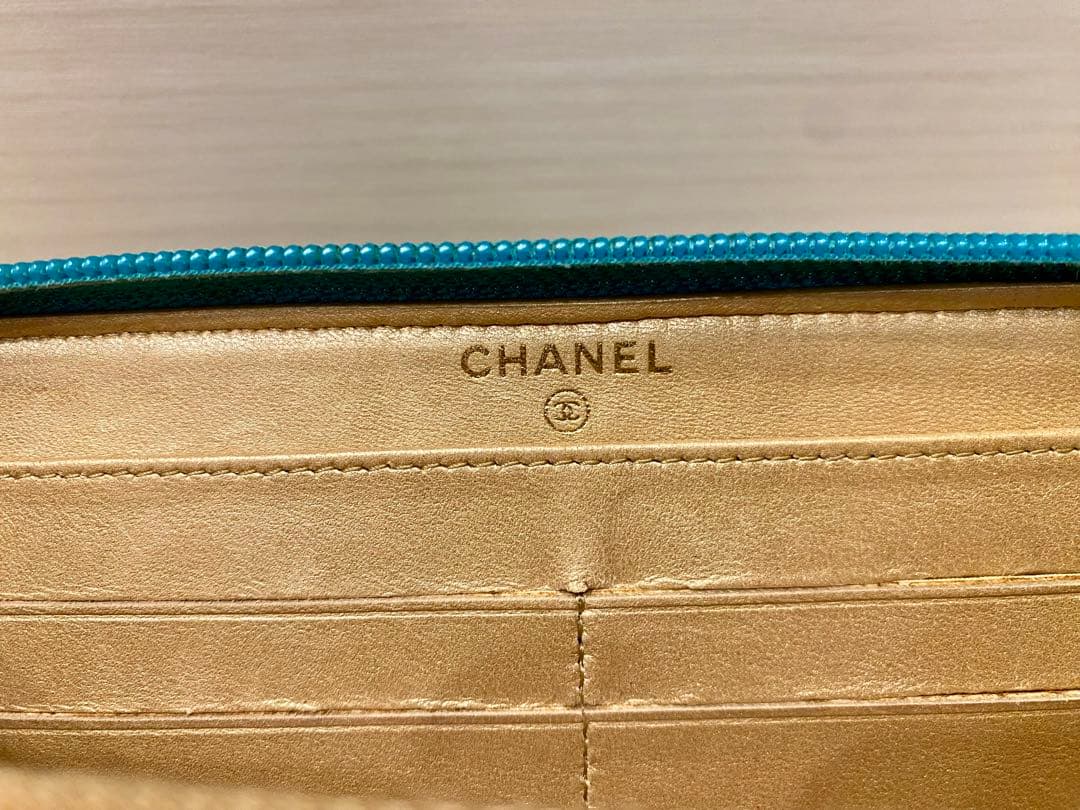 シャネル CHANEL ラウンドファスナー 長財布 カメリア レザー ブルー