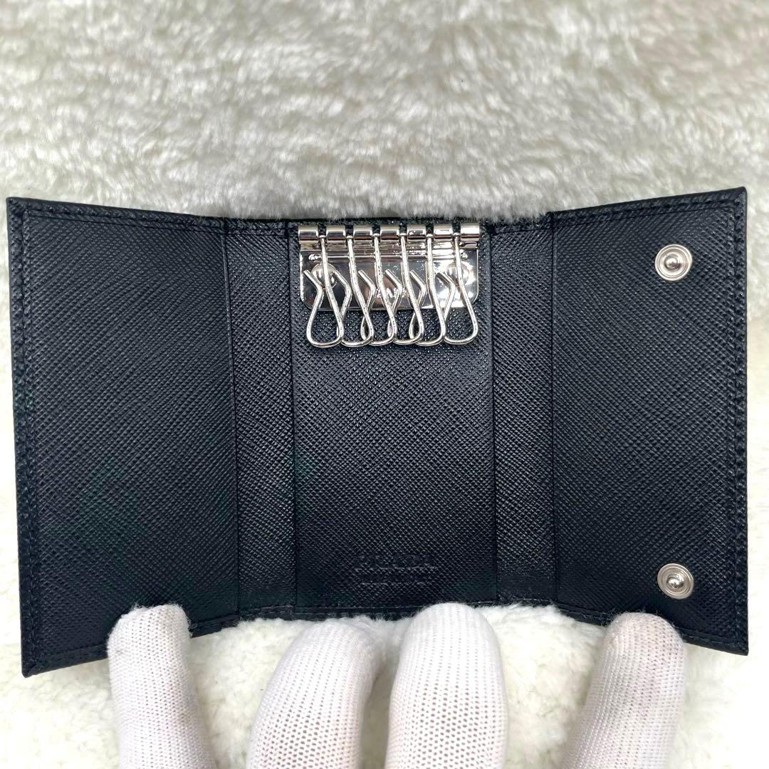 未使用品 PRADA 6連 キーケース 三角ロゴ サフィアーノ 黒 付属品完備