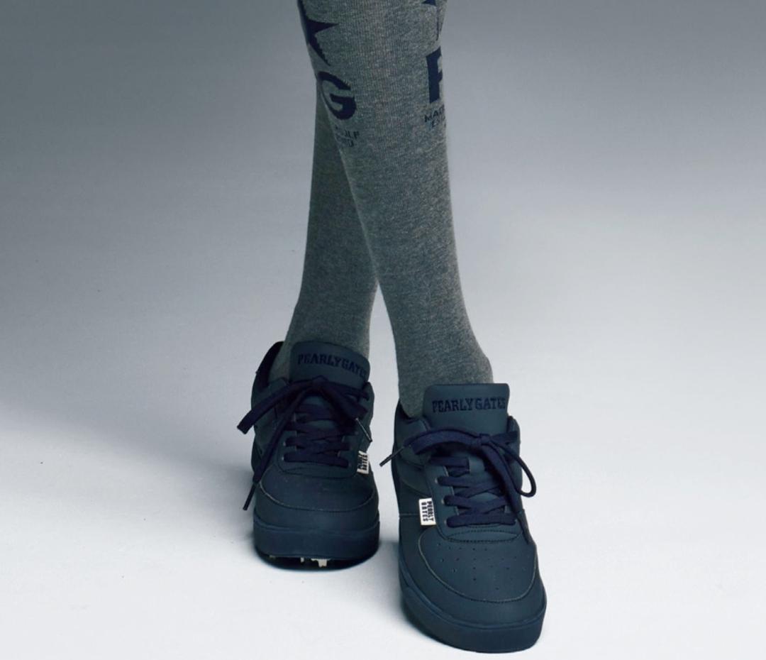 新品正規品 パーリーゲイツ 定価28600円 ゴルフシューズ 紺 24.5cm