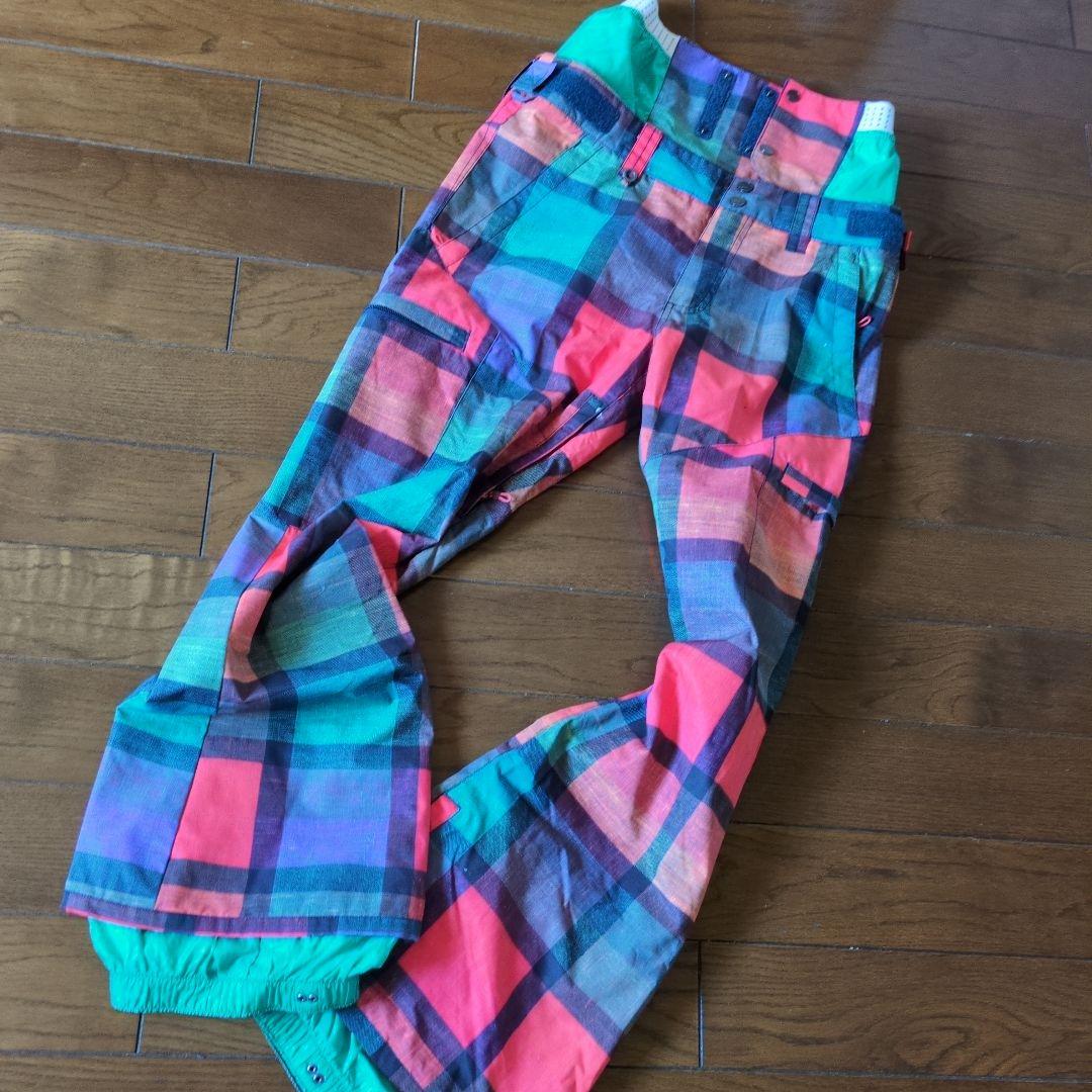 ROXY　スノボウェア　上下セット　Ｍ　ネイビー　マルチカラー