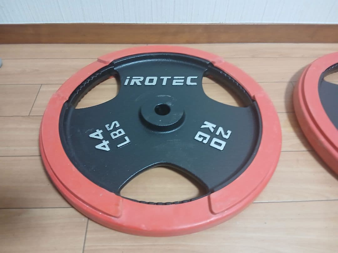② iROTEC バーベル　プレート 20kg x 1 枚