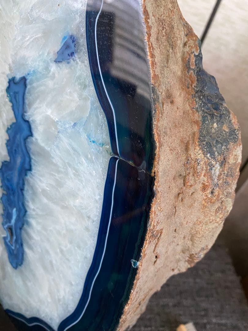 瑪瑙　パワーストーン　特大　天然石　台座付　ブルー　メノウ　水晶