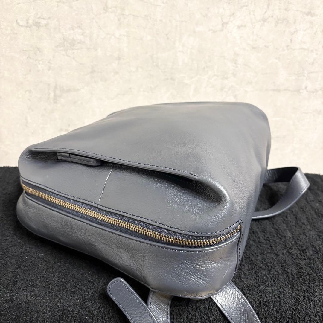 極美品 マザーハウス リュックサック カゼマトウ　レザー シボ革 ネイビー