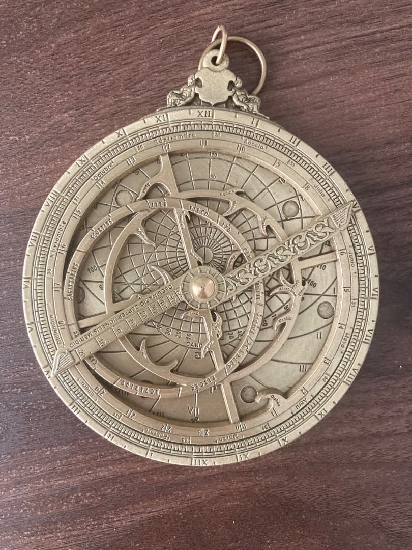 アストロラーべ (中世の天体観測器) - メルカリ