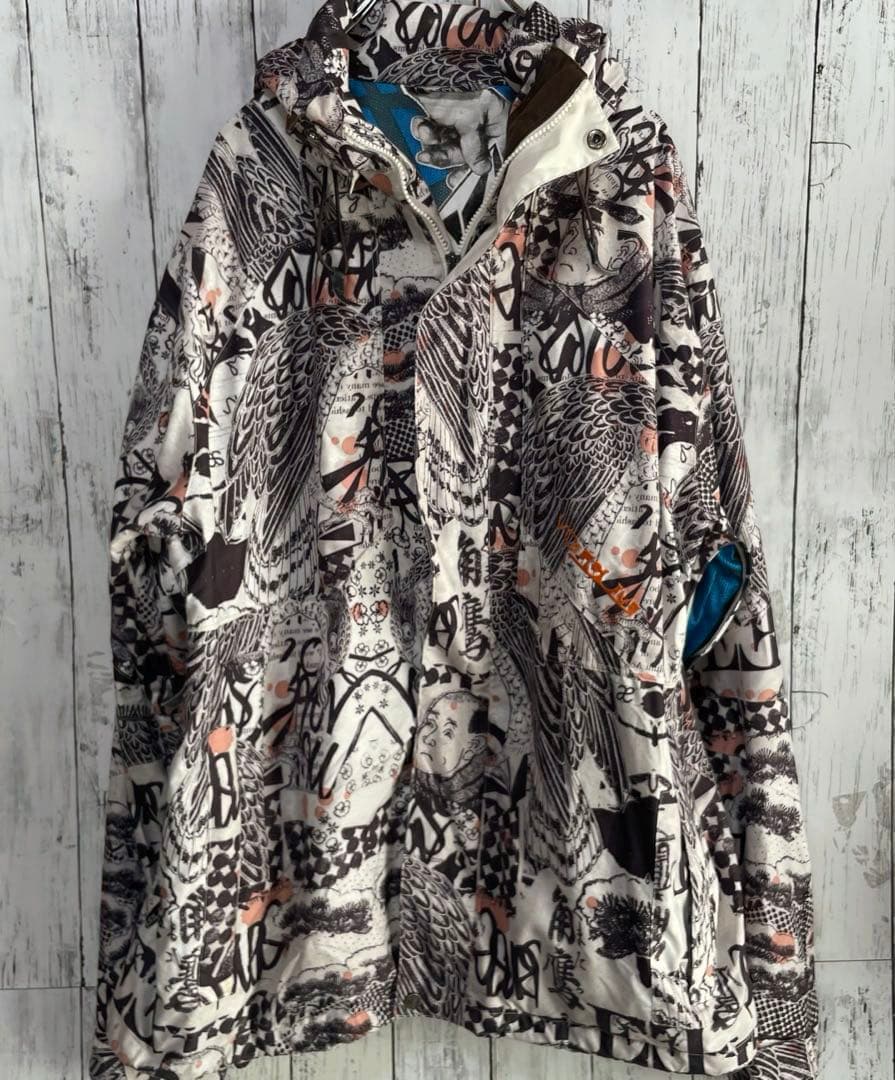 【入手困難】ボルコム スノー ウェア ジャケット プリント総柄 メンズ 和柄 L