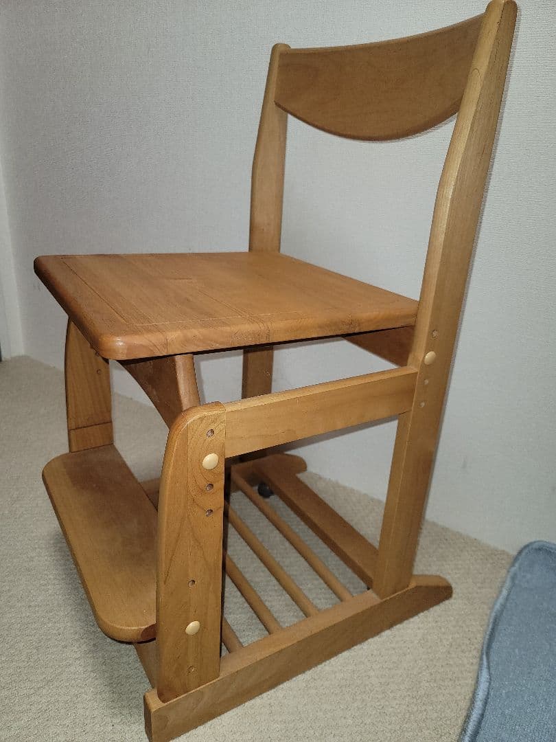 大幅値引き！堀田木工所の 木製学習机と椅子セット早いもん勝ち！