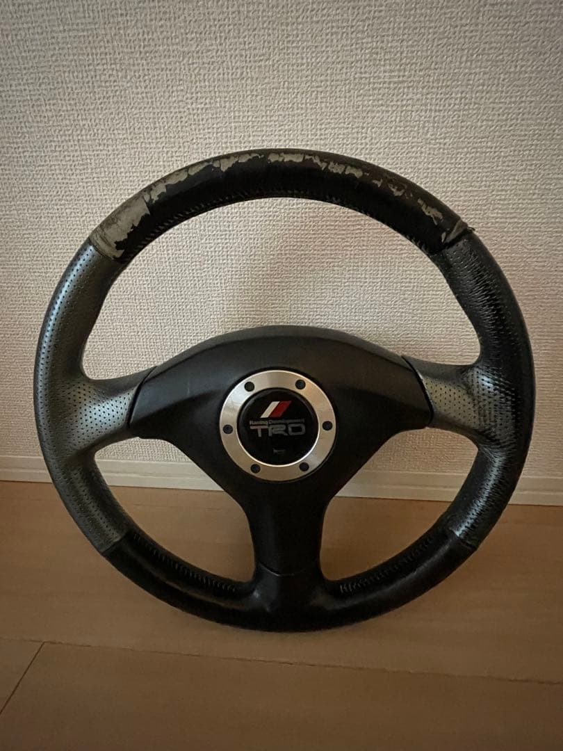 本革巻き3本スポーク ステアリングホイール (ディンプル加工) | トヨタ