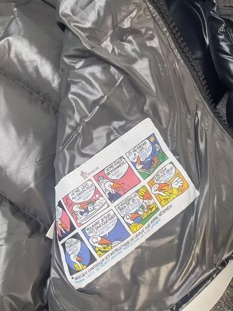 黒 フード付きダウンジャケット~~~