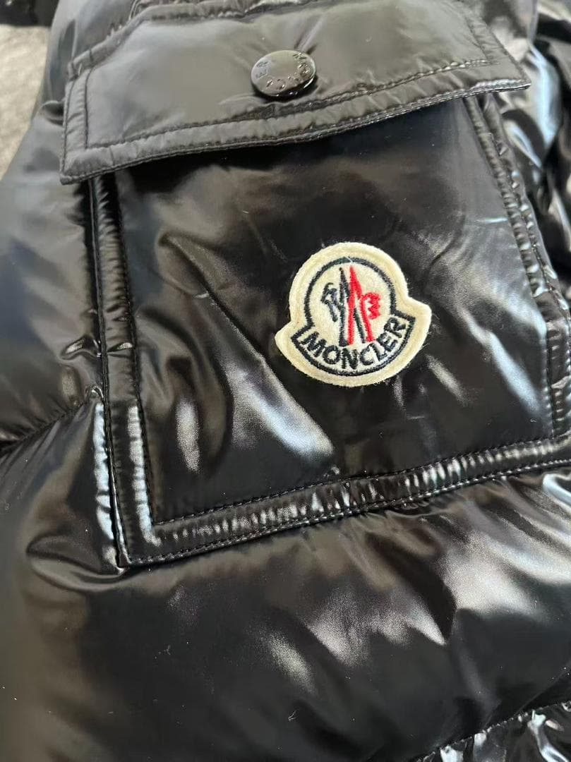 黒 フード付きダウンジャケット~~~