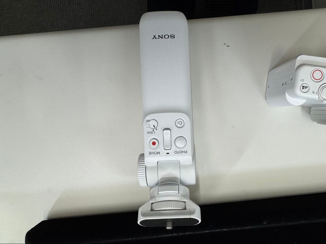 SONY ZEISSレンズ付きコンパクトカメラ