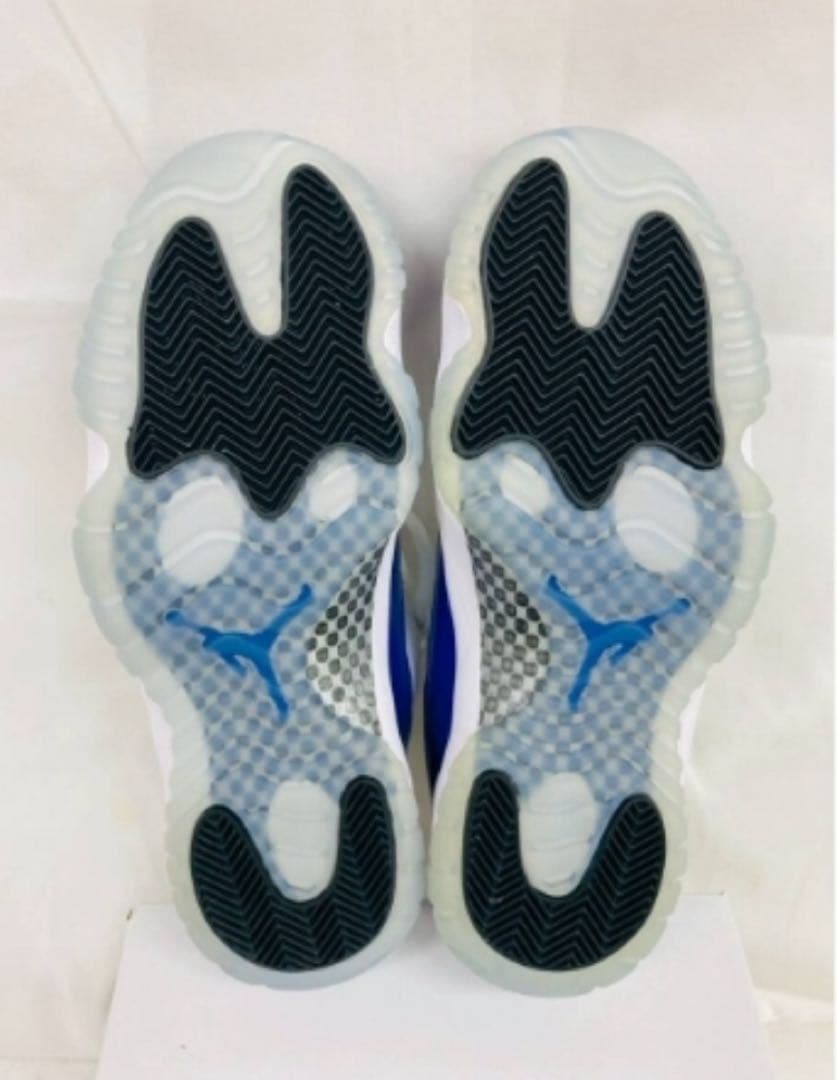 Air Jordan 11 Low ホワイト/ブルー