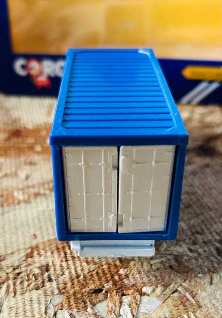 81' Corgi adidas Scania truckアディダスミニカーGB