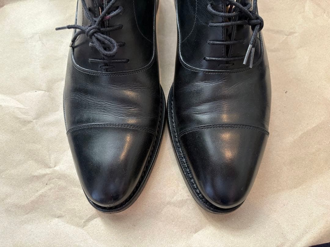 ジャランスリワヤ 98321 内羽根ストレートチップ 黒 UK8 - メルカリ