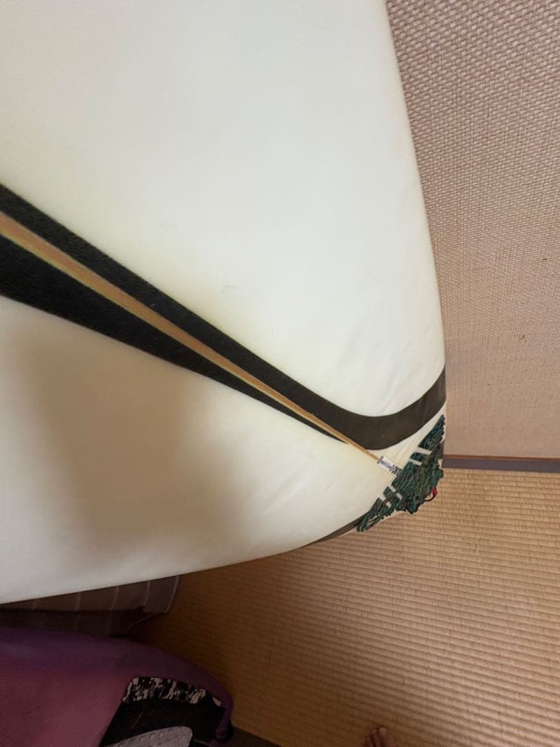 珍しい木梨さんのサーフボード5.11179センチぐらい幅47センチ厚み5.7