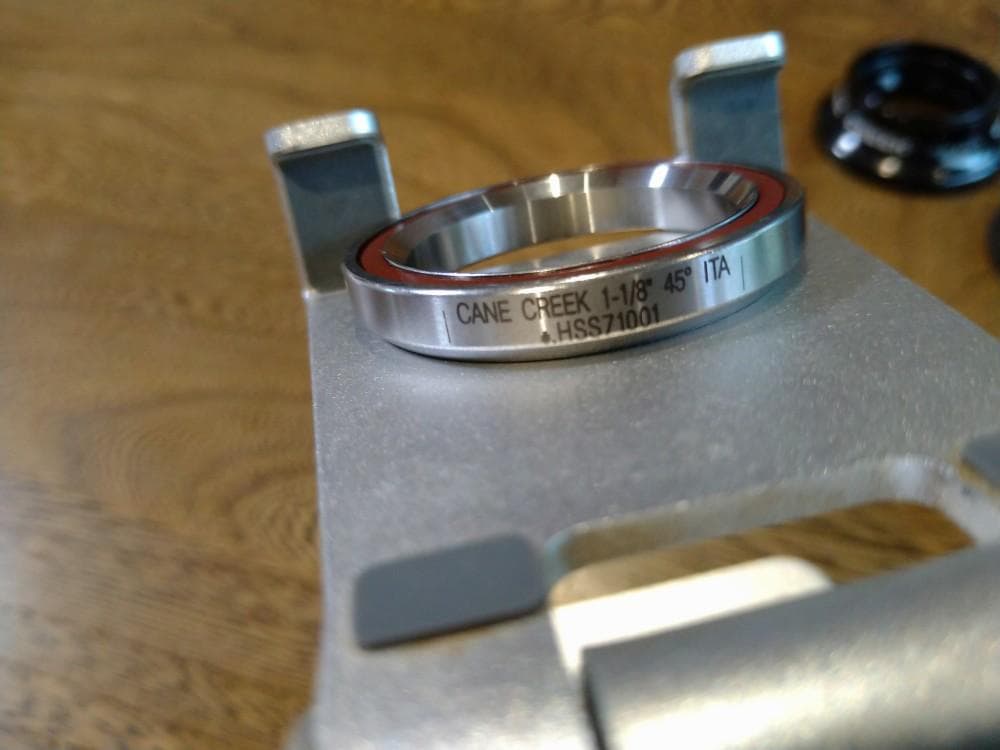 ケンクリーク CANE CREEK ヘッドパーツ