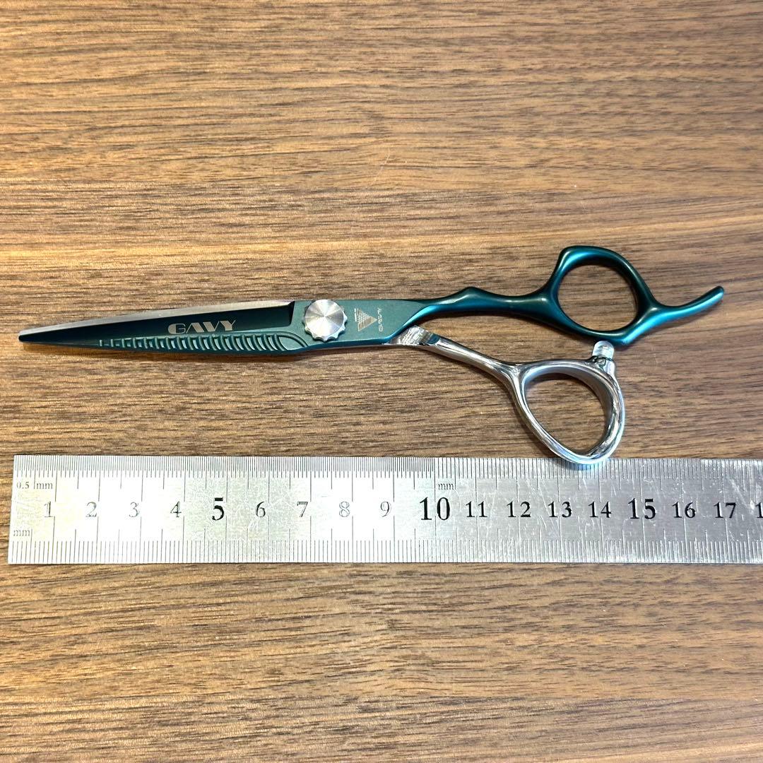 新品 s102 GAVY 6インチ カットシザー 手ネジ 理容　美容 専用品