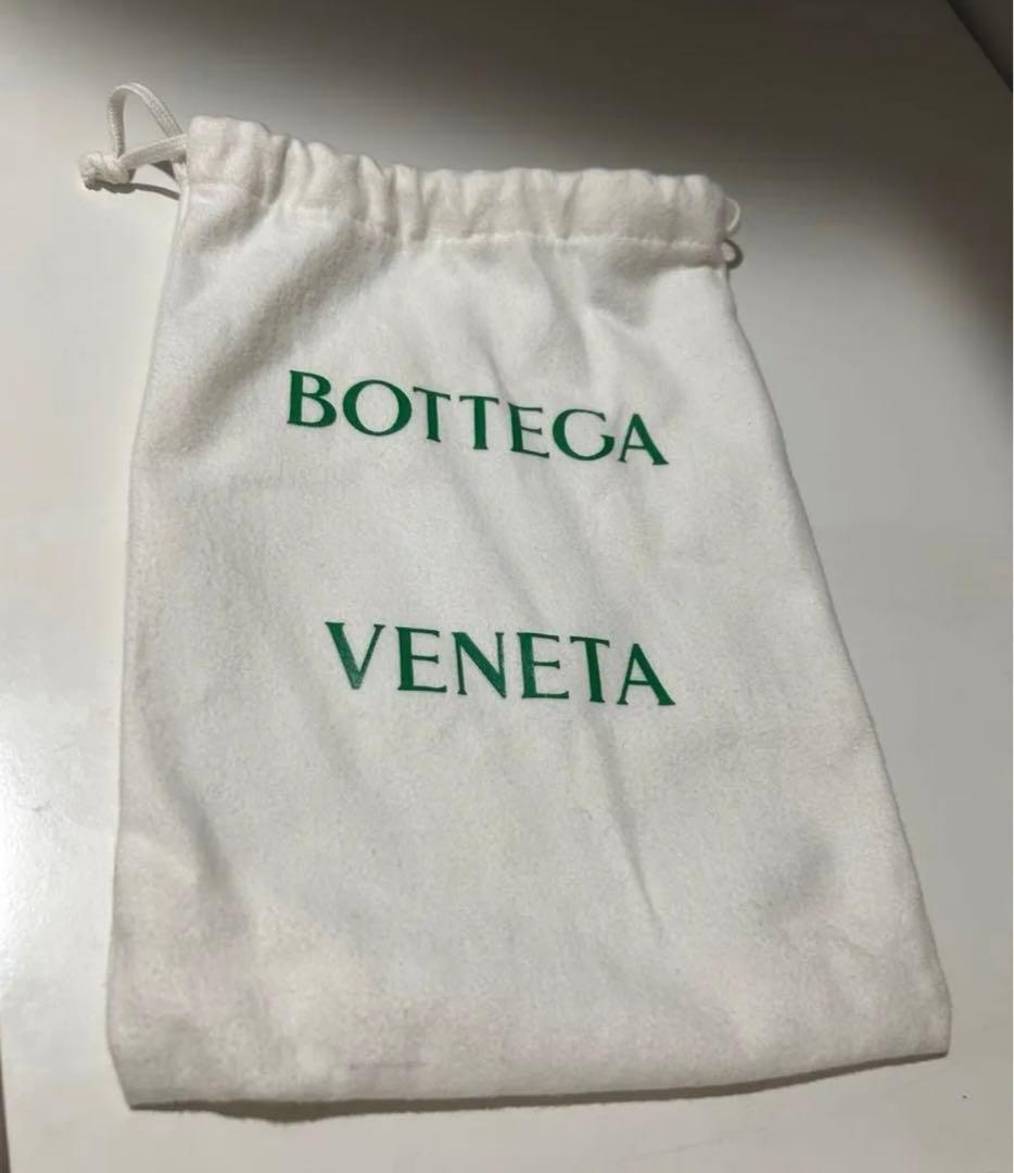 Bottega Veneta ウエストポーチ　ボディバッグ　ホワイト