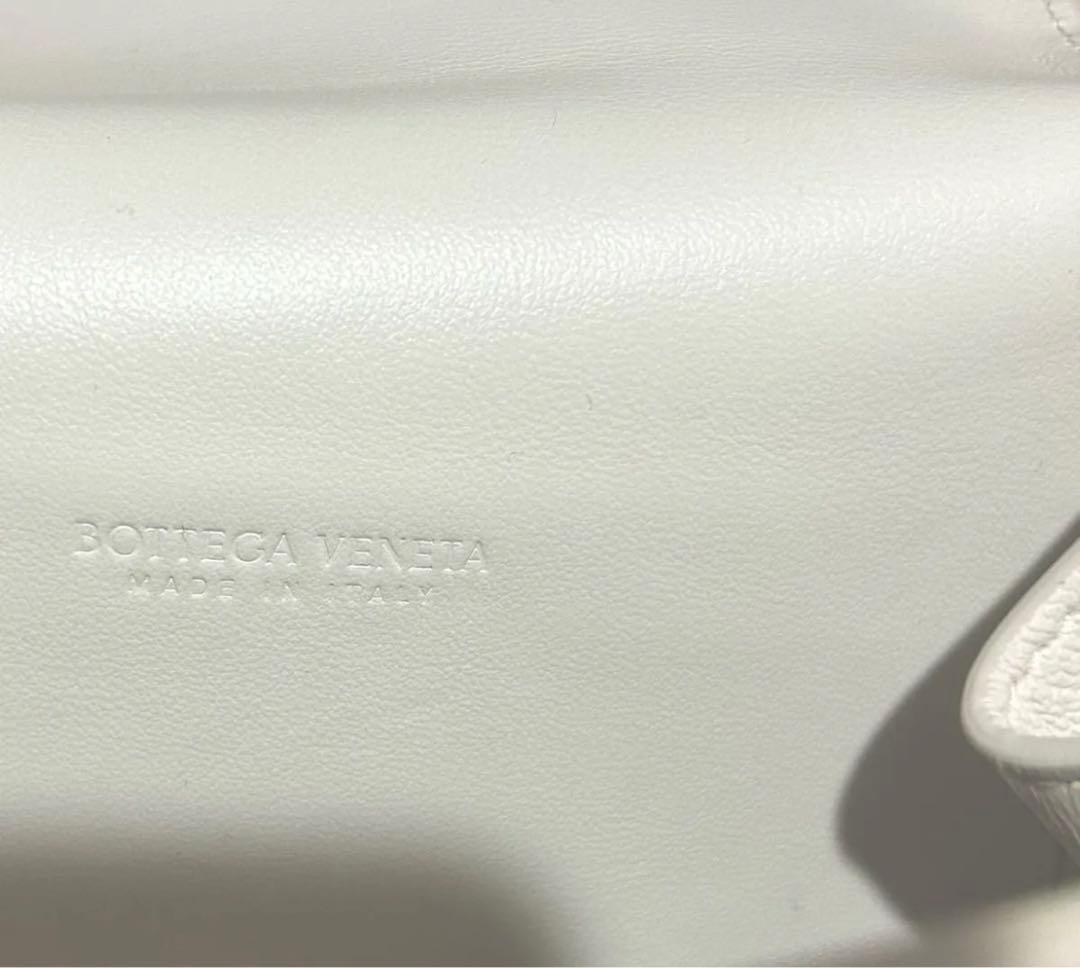 Bottega Veneta ウエストポーチ　ボディバッグ　ホワイト