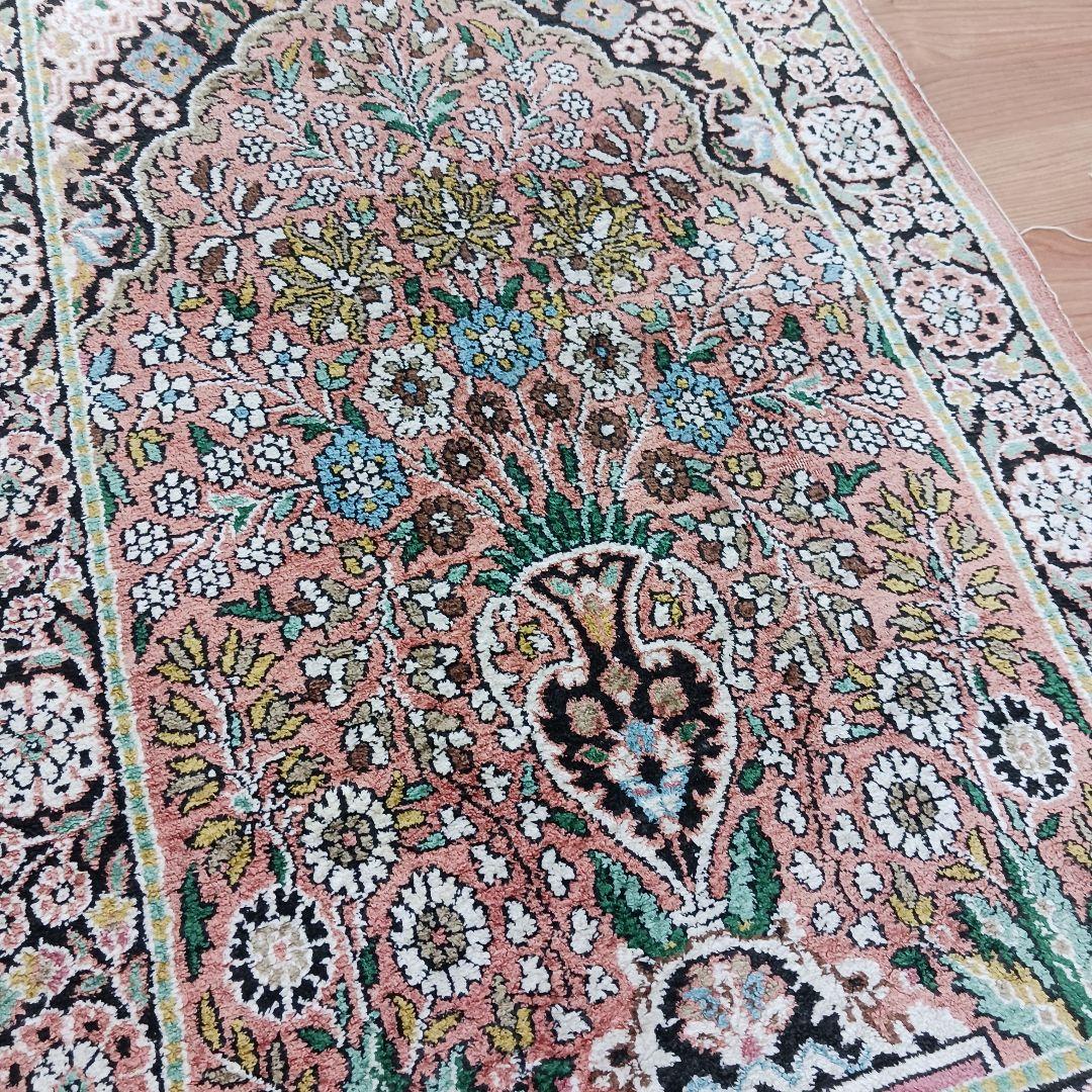 Y2728 インド絨毯 シルク100% 手織り 94×63㎝ Y2728 インド絨毯 シルク100% 手織り 94×63㎝ Y2728 インド絨毯 シルク