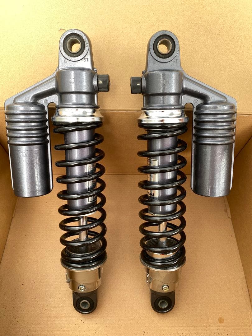 Kawasaki zephyr ゼファー400純正リアサスペンション