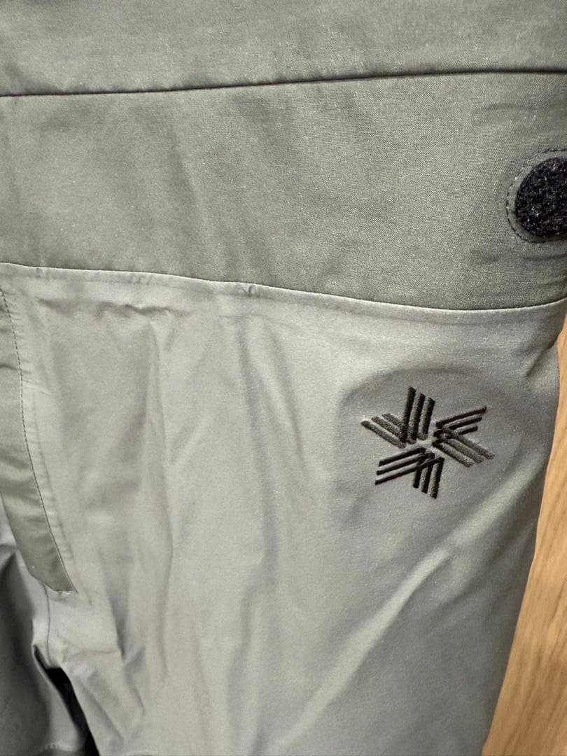 goldwin goretex bib メンズ