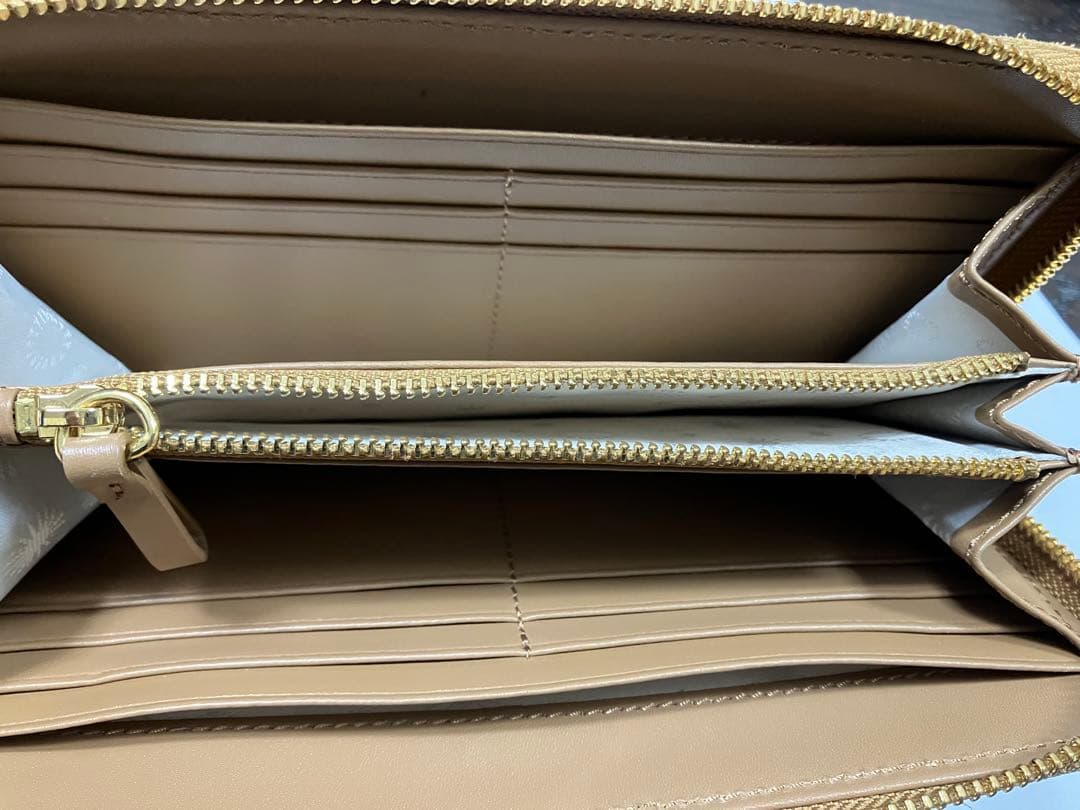 【☆UGG】スウェード財布