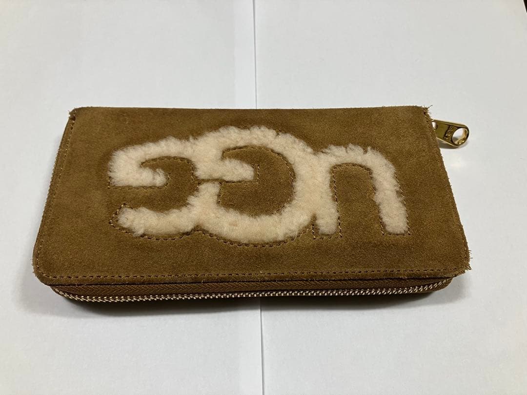 【☆UGG】スウェード財布