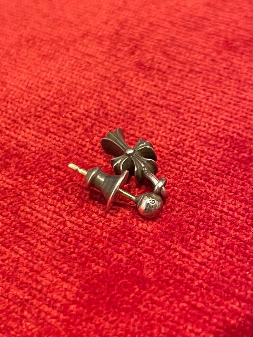 クロムハーツ タイニー スタックCHクロスドロップピアChrome Hearts