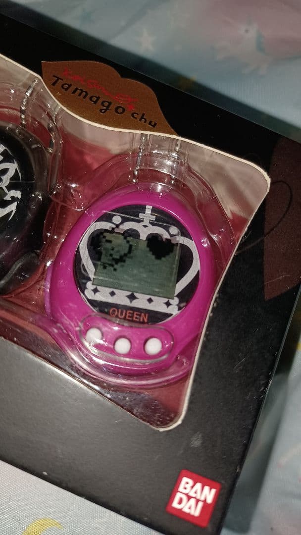 たまごっち 恋するたまごっちゅ キング クイーン ブラック ピンク