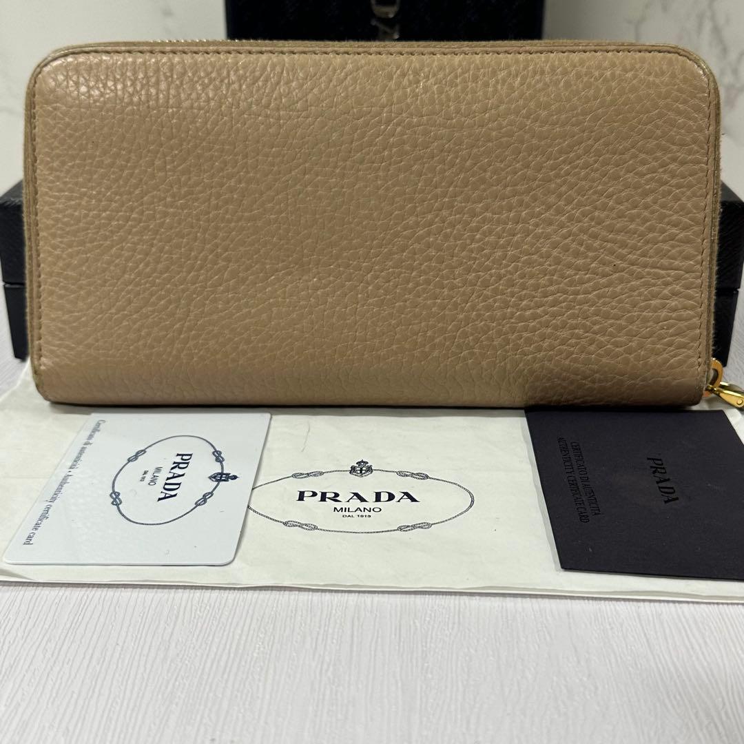 新品同様‼️ 現行　プラダ　PRADA 財布　長財布　ラウンドファスナー