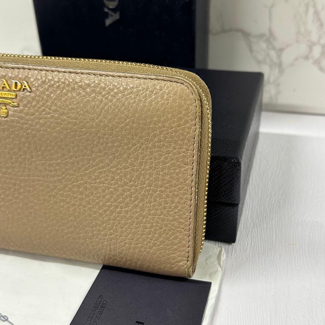 新品同様‼️ 現行　プラダ　PRADA 財布　長財布　ラウンドファスナー