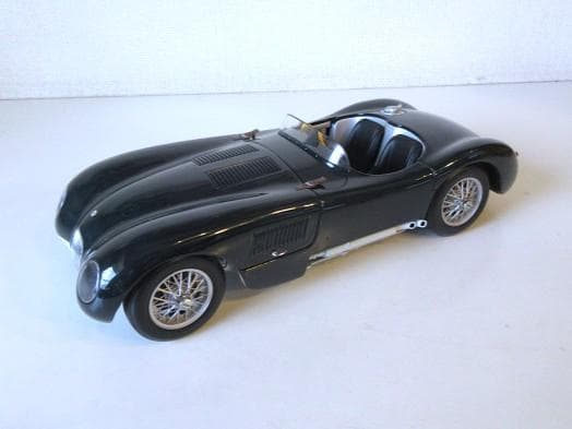特価 AUTOart (1/18) ジャガー C-type