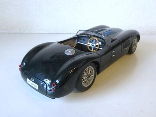 特価 AUTOart (1/18) ジャガー C-type