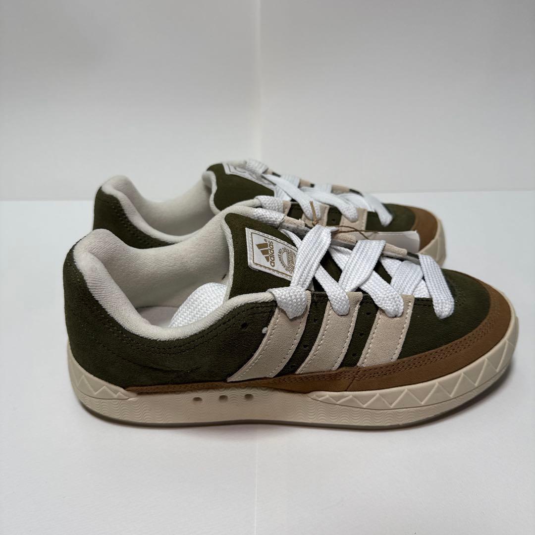 【早い者勝ち】 adidas ✖︎ human madeスニーカー