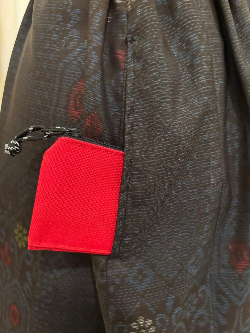 162 着物リメイク 正絹 本場大島紬 泥染亀甲吉祥花文 ロングコート リボン付